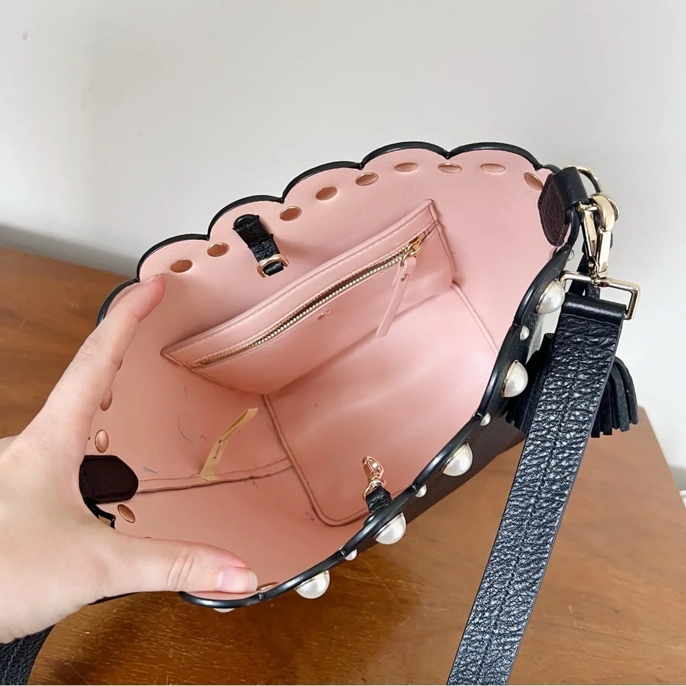 Kate Spade • Hayes Street Pearl Vanessa Bucket Bag black pebbled leather purse